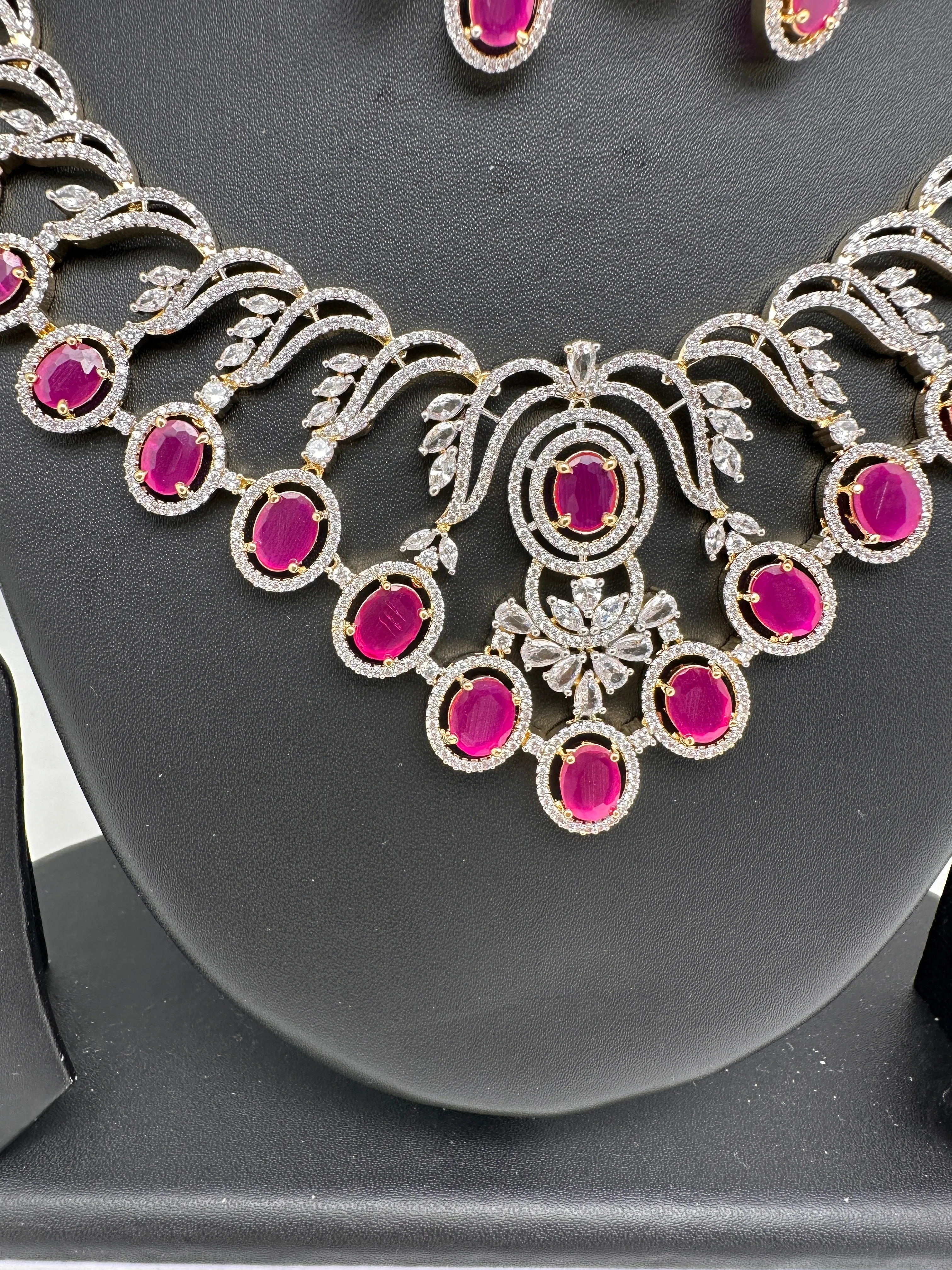 AD Color Stone Neckline Short Necklace