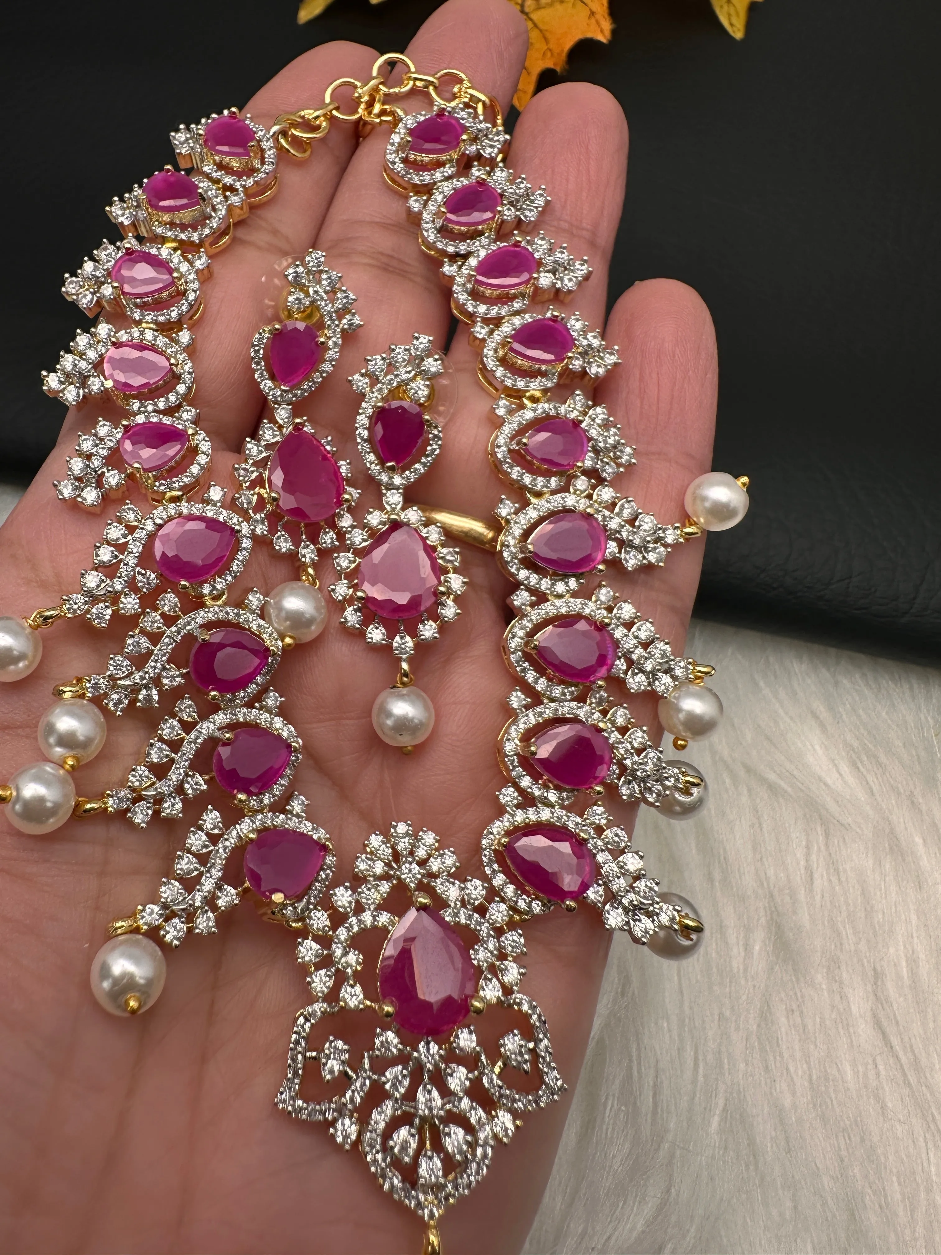 AD Color Stone Pearl Short Necklace