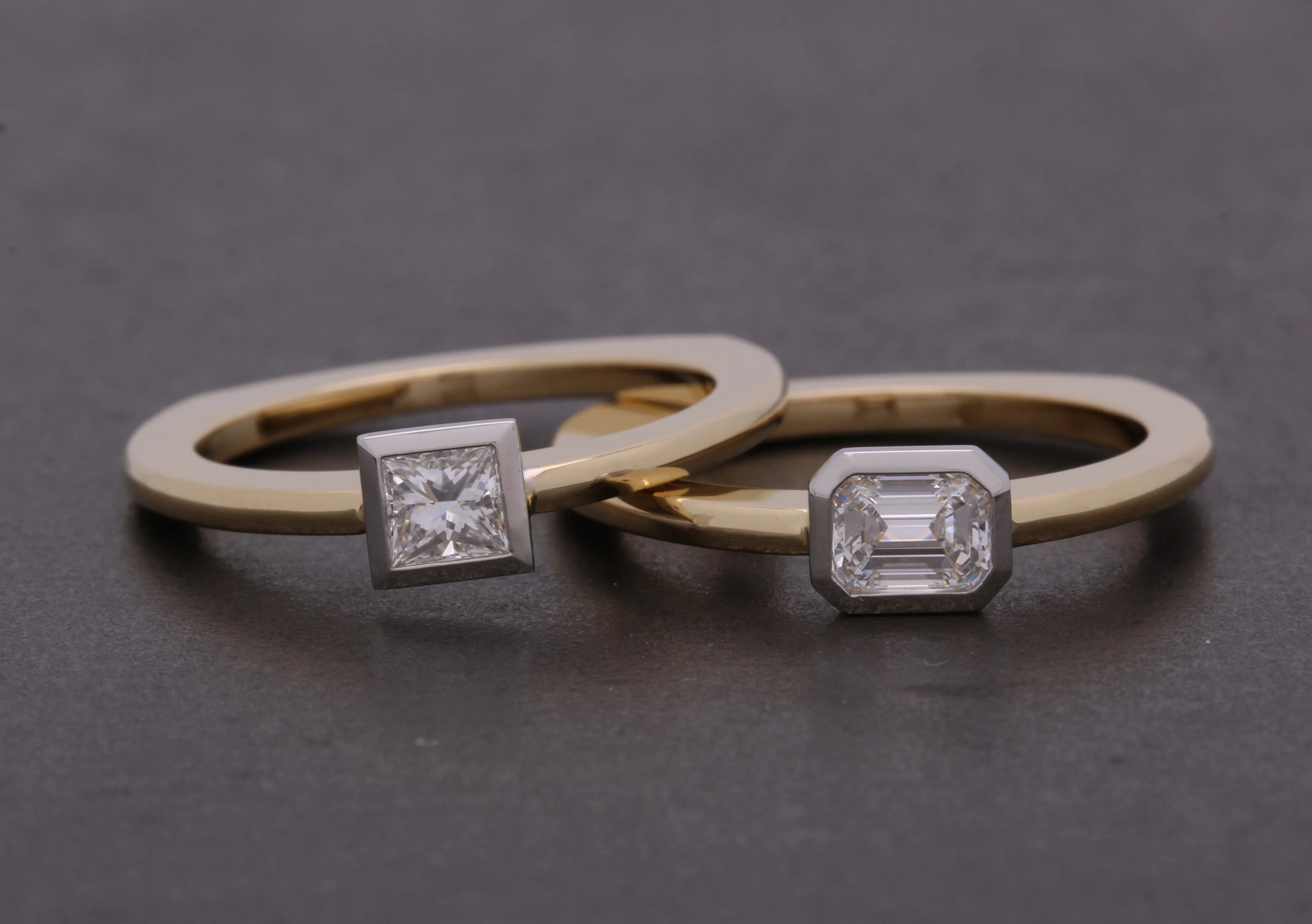 Adamas Solitaire Ring