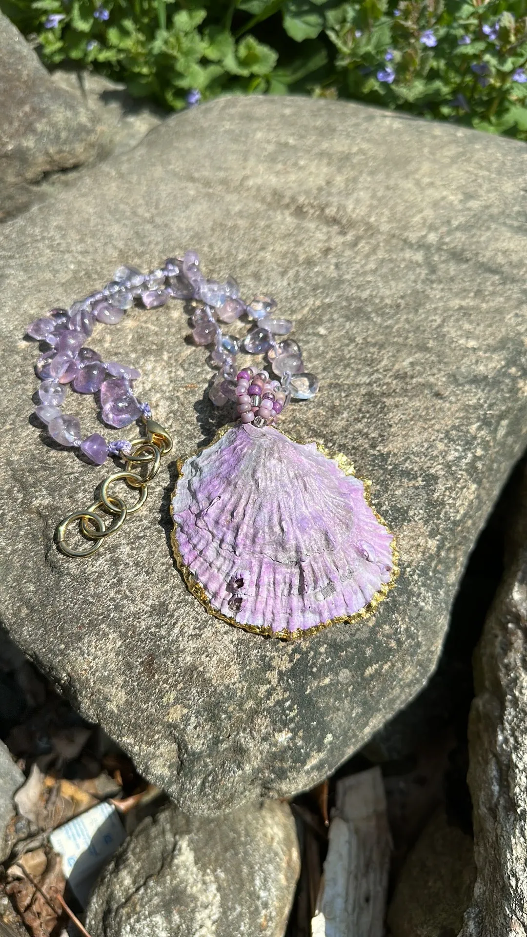 Dyed oyster shell necklace