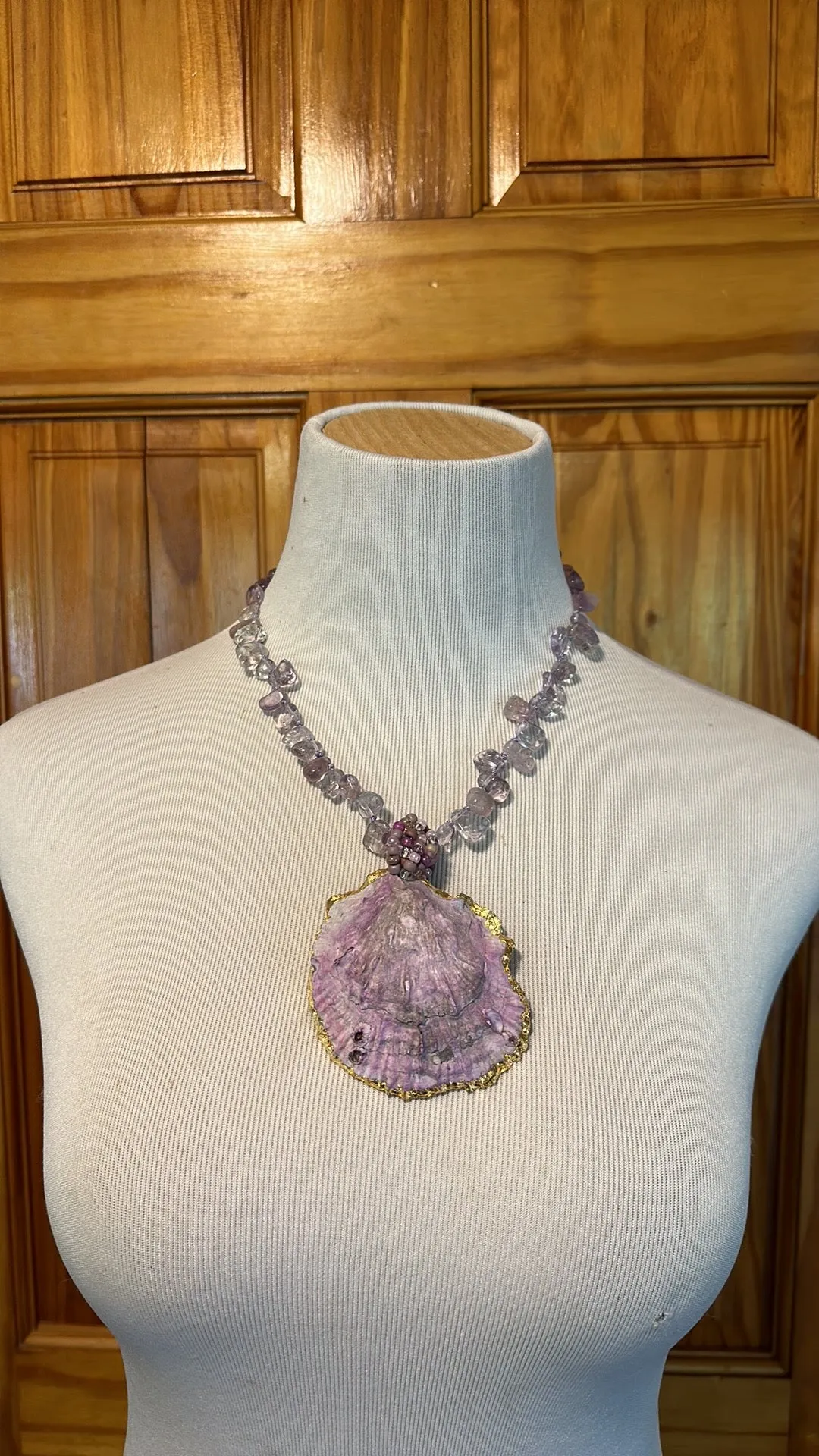 Dyed oyster shell necklace