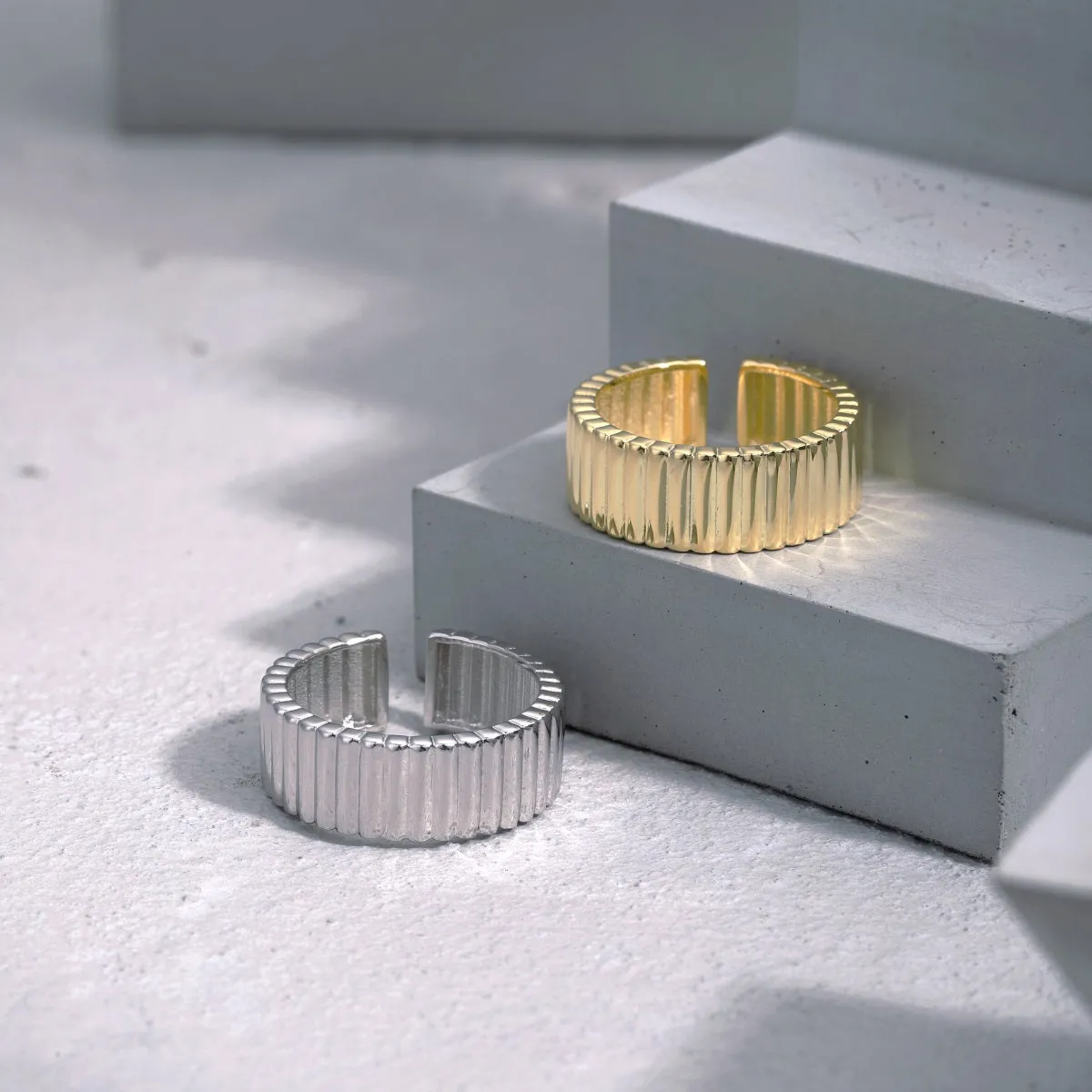 Minimalist Adjustable Ribbed Ring
