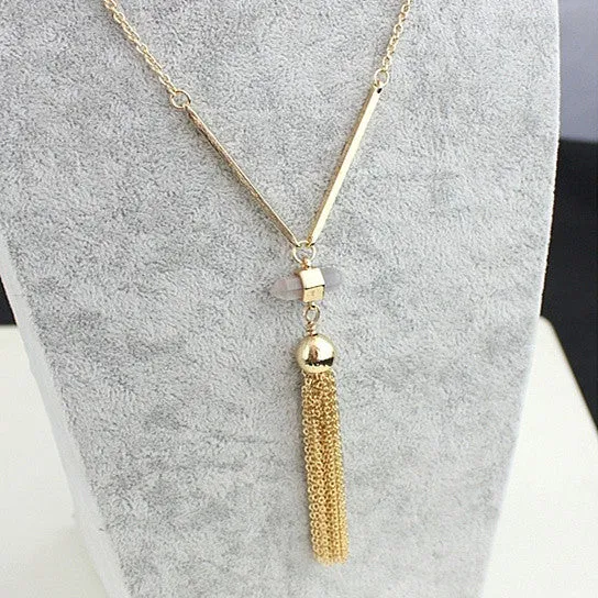 Violeta Necklace With Crystal Pendant And Trendy Tassels